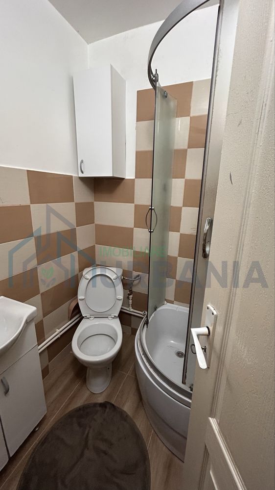 Garsonieră utilată complet de închiriat în zona Podu Roș, Iași - Poză 3