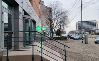 Spațiu birouri, Decebal Oradea. 2 700 Euro+TVA/lună (neg). Comision 0 - Poză 1