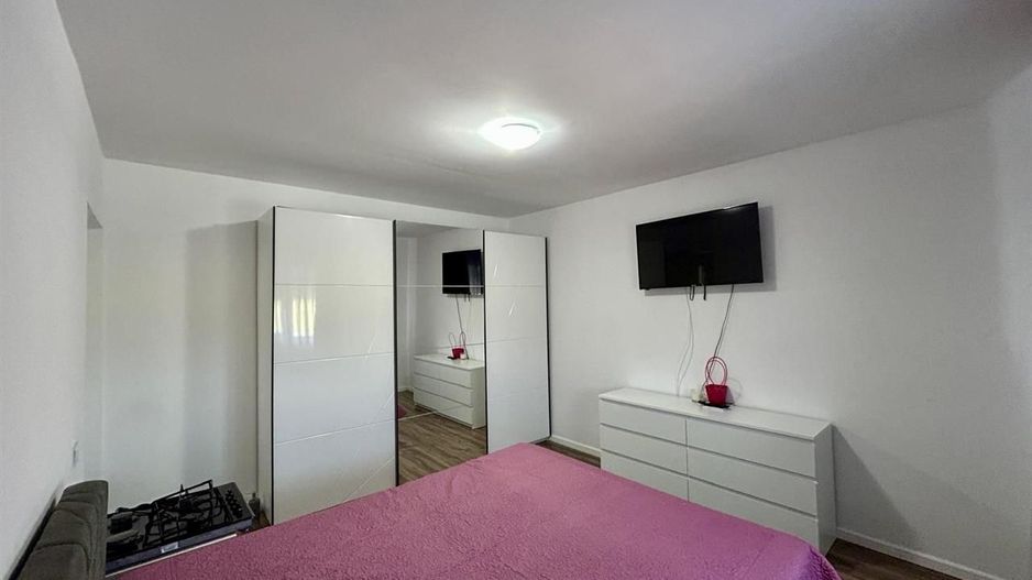 Apartament 2 camere, decomandat, 2 locuri de parcare - C. Arhitectilor - Poză 9
