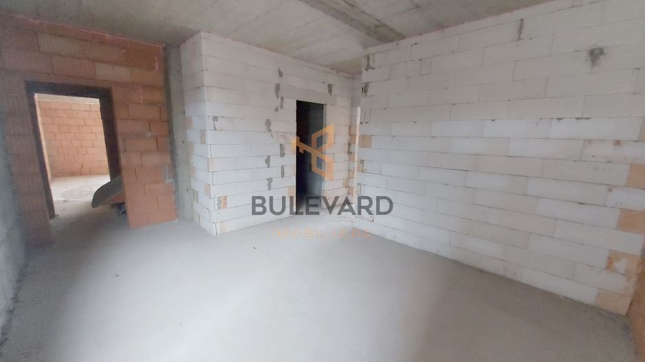 Apartament cu 2 camere,  finisaje incluse, zona Piata 1 Mai! - Poză 5