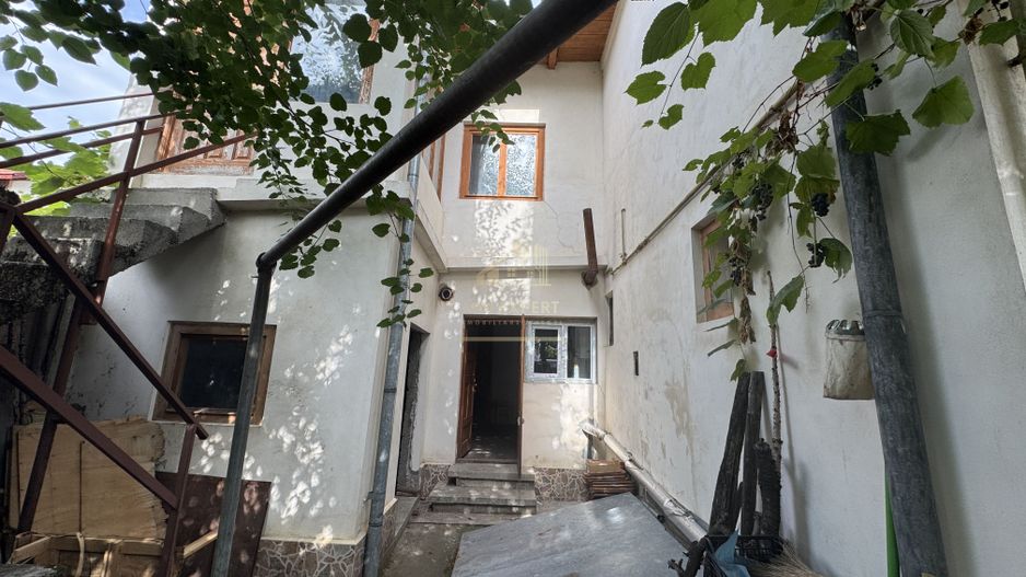 VILA 6 CAMERE, CAMPULUNG, TEREN 196 MP - Poză 28