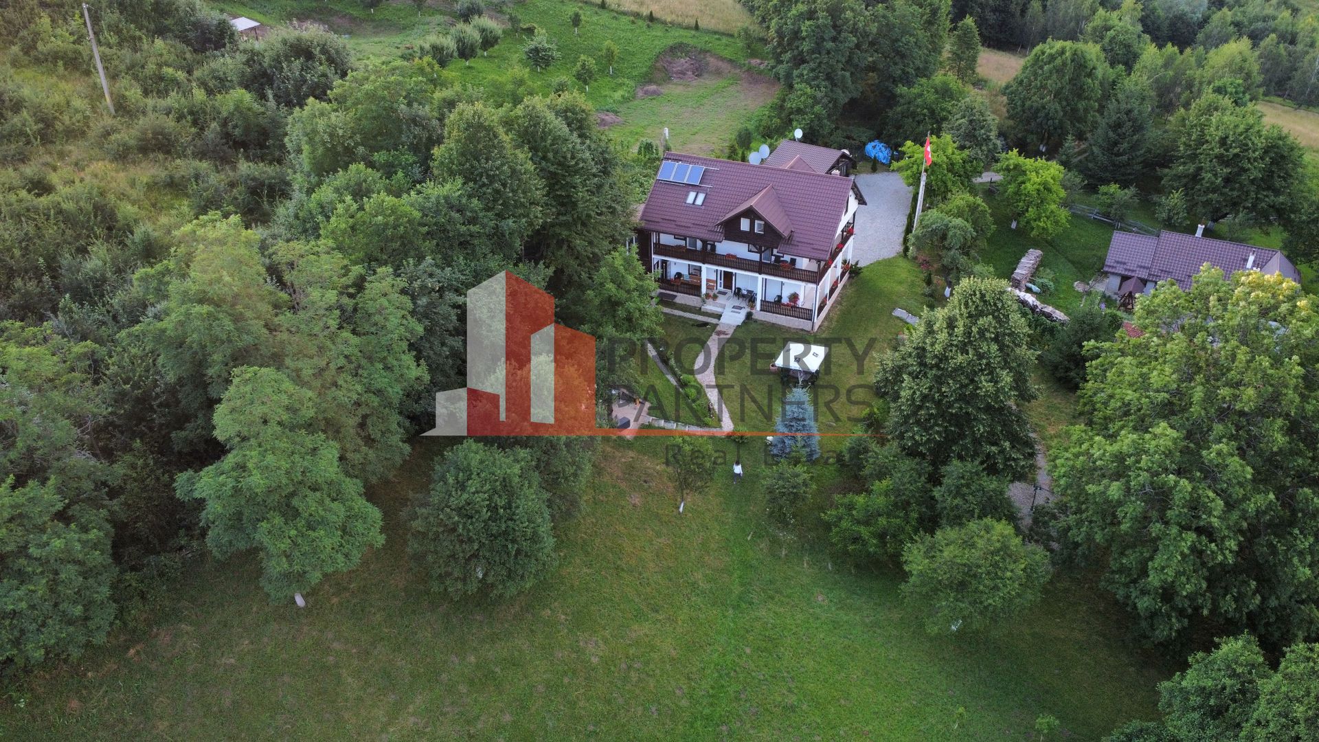 Vilă in Bran cu teren de 28.000 mp și priveliște spectaculoasa - Poză 37