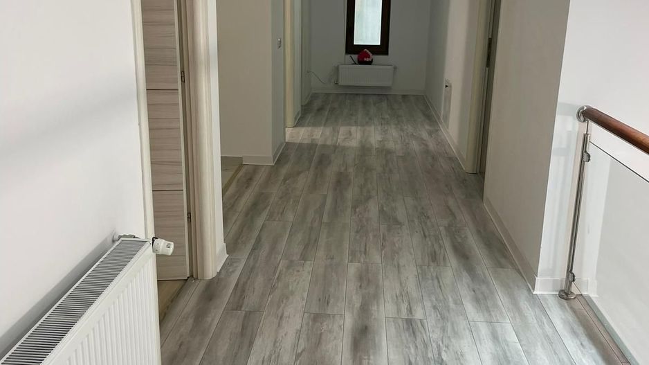 Casa individuala Tunari | Curte libera 200 mp - Poză 18