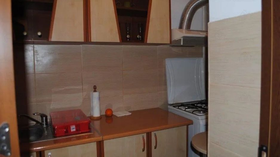 GARSONIERA DECOMANDATA MODERNA MOBILATA & UTILATA BLOC 1982 - Poză 4