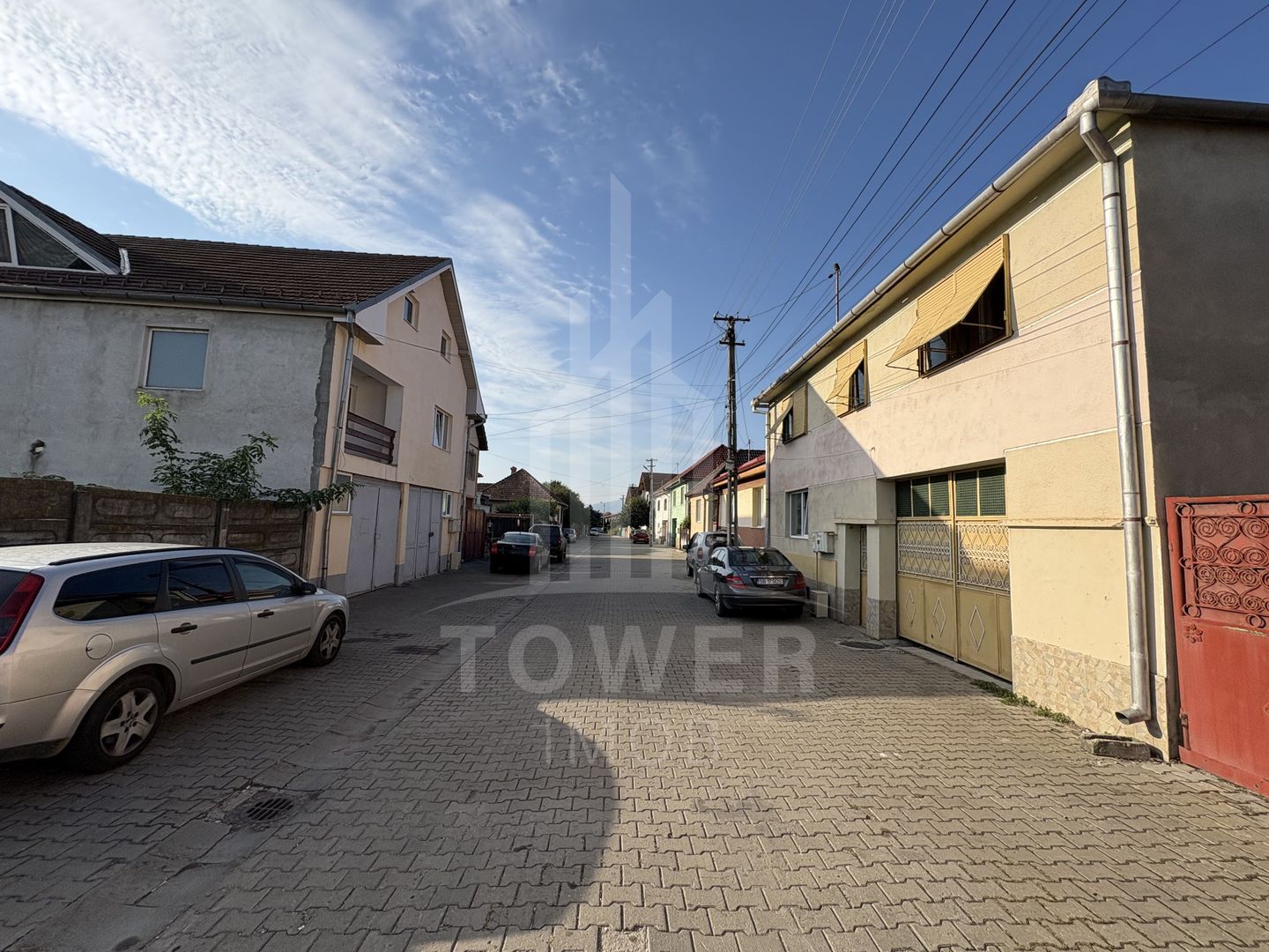Casă cu teren generos în Șelimbăr – locație liniștită, ideală pentru familie - Poză 4