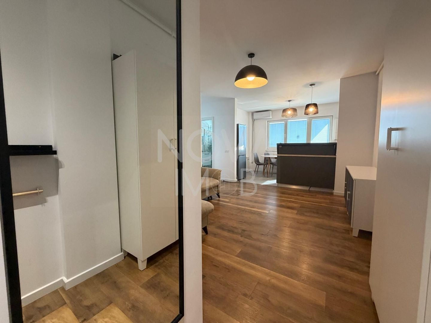 Apartament 3 camere, 2 balcoare, Calea Surii Mici - Poză 14