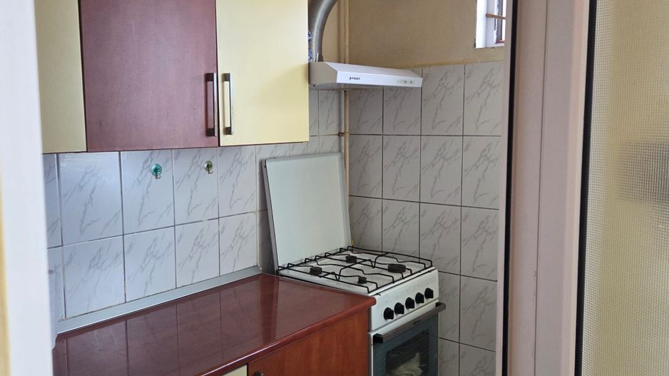 Garsoniera zona Astra,bloc izolat - Poză 3