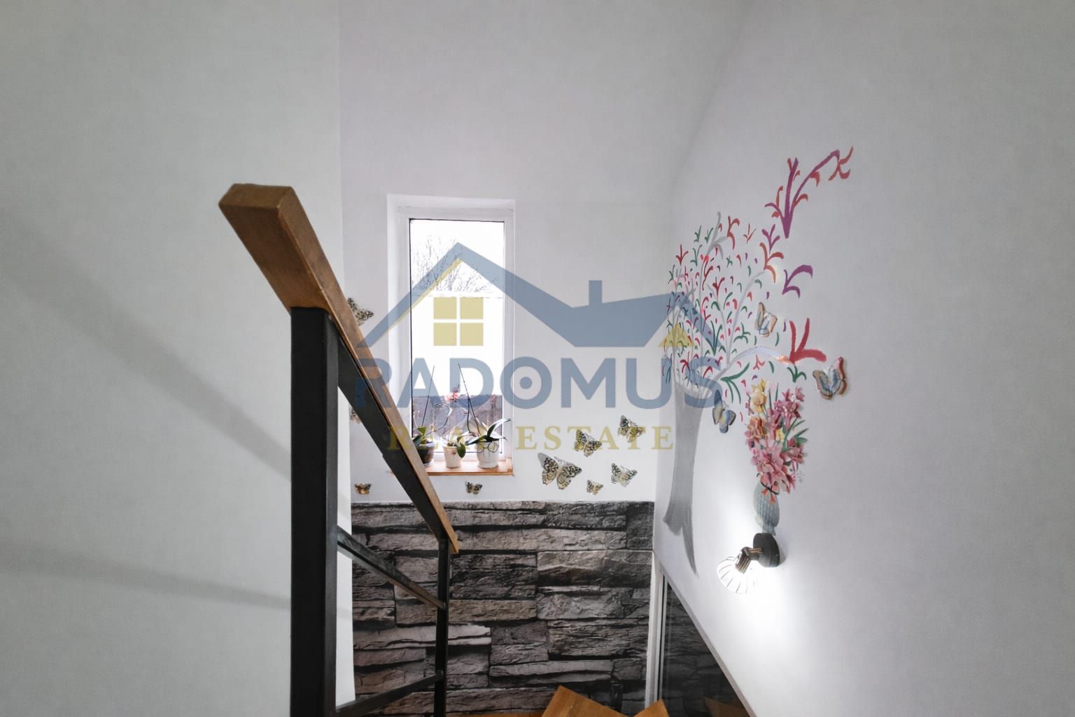 Casă Poienarii Burchii - Mobilată & Utilată  + Teren 2356 Mp - P+M - Poză 9