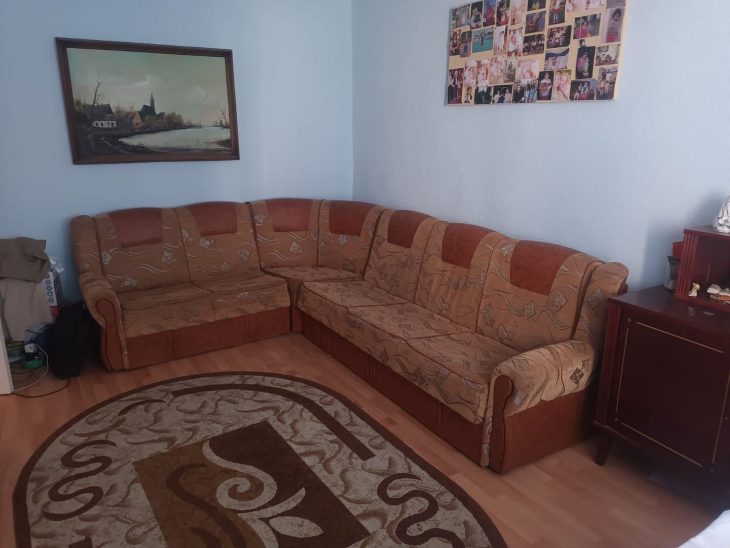 Apartament 4 camere, etaj 3, mobilat și utilat, zona DECEBAL; - Poză 1