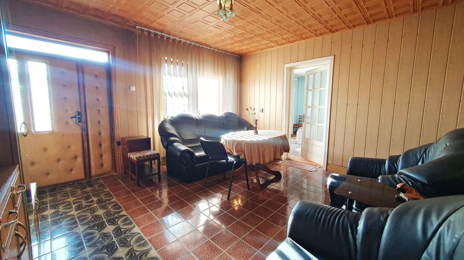 Zona Fartec -strada Buzești, Casă P+E,  construcție 1993 - Poză 7