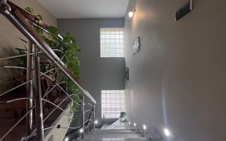 Casa de vânzare în Vulcana Pandele, la o distanță mica de oraș! - Poză 21