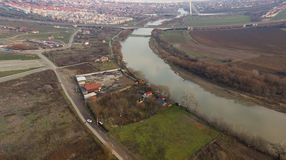 Teren intravilan 2.600 mp pe Malul Mureșului Alfa - Poză 12