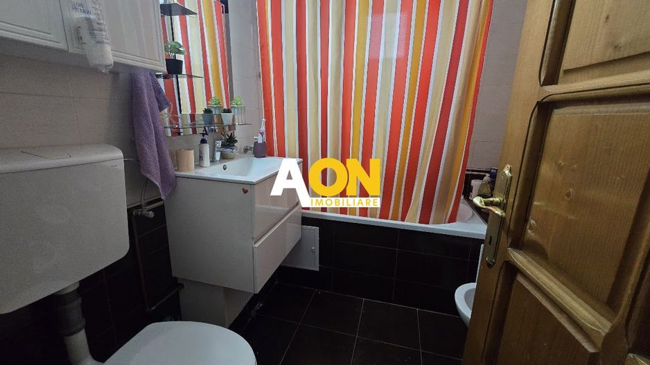 Apartament 3 Camere, 2 Bai, Renovat, Zona Cetate - Poză 5