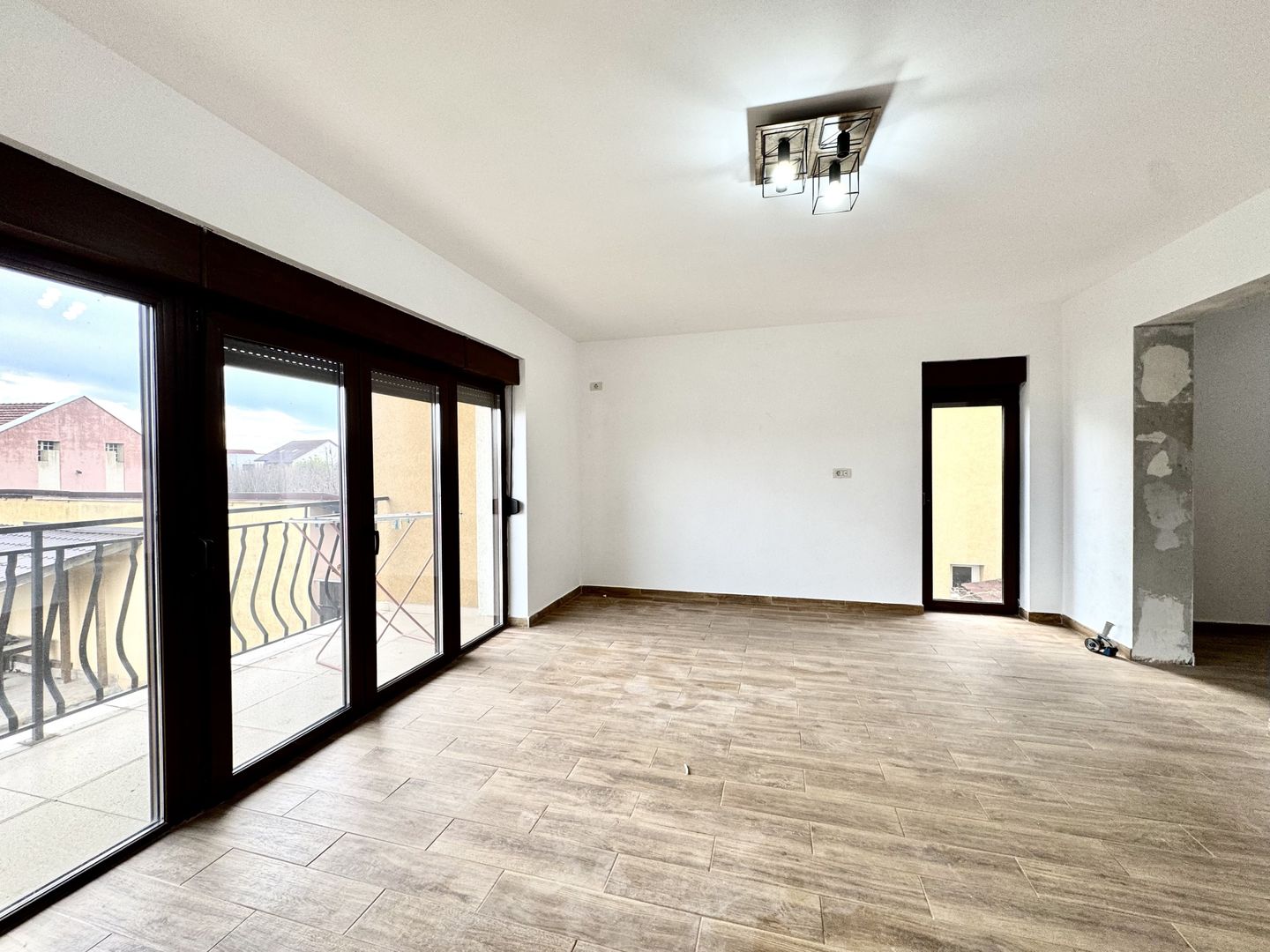 Duplex spațios, prima închiriere, in zona Lunei - Poză 16