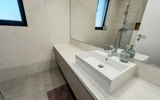 VILA COMPLET MOBILATĂ  LA VANZARE, IN COMPLEX REZIDENTIAL - Poză 11