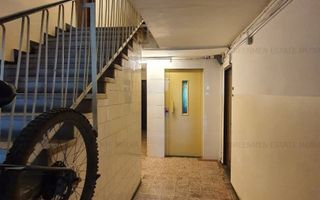 Piata Victoriei - Titulescu, vedere rasarit, decomandat, bloc reabilitat - Poză 19