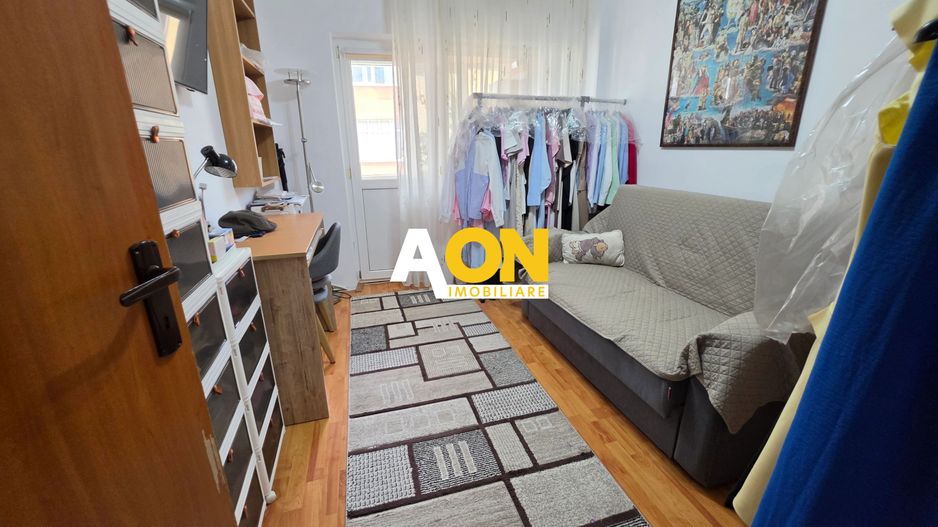 Apartament 4 Camere, 2 Bai, Etaj 3, Zona Cetate - Poză 8