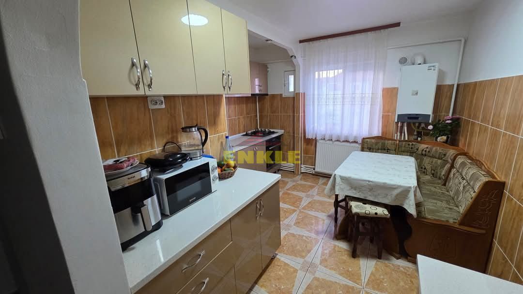 Apartament 3 camere, 81 mp – zona Stejari - Poză 5