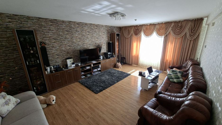 Casă de vânzare în Pipera - 5 camere, ideală pentru familie - Poză 7