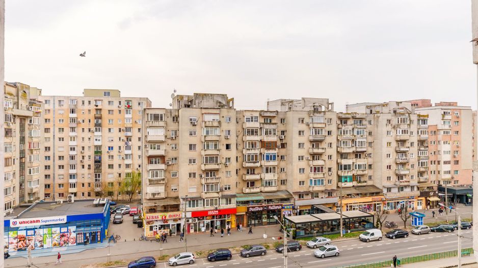 De închiriat apartament 3 camere Fortuna - Poză 2