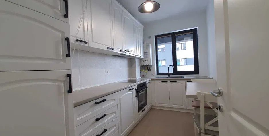 Apartament 2 camere,Dec.,54.6 mp Pacurari 133000 euro + loc de parcare - Poză 1
