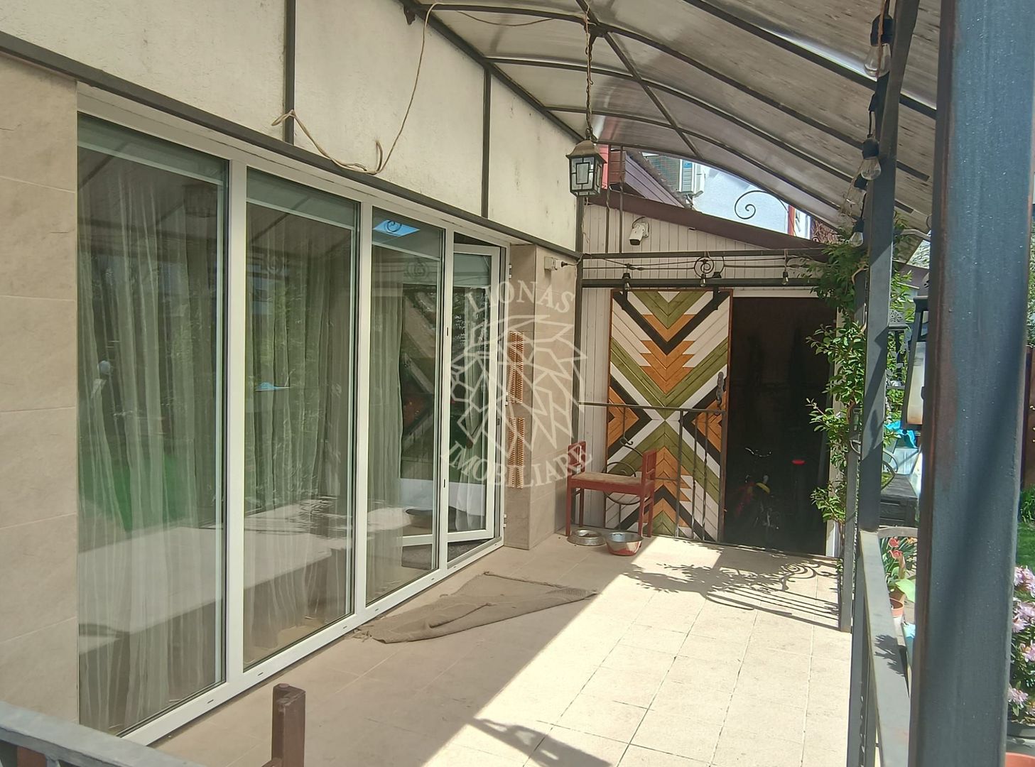 Casa 114 mp cu Sistem Fotovoltaic-terasa-curte amenajata-Eroilor - Poză 7