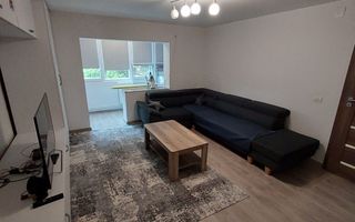 Apartament 3 camere zona Kiriac - Poză 1