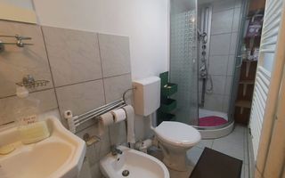 Casa cu teren 491 mp la pret de apartament cu 1 camera in Nicolina - Poză 19