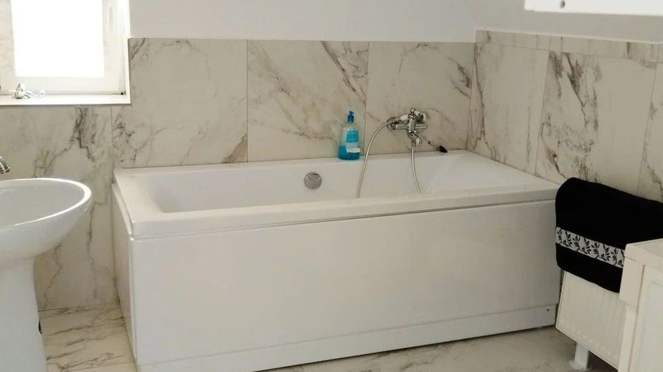 Apartament cu doua camere de vanzare - Poză 4