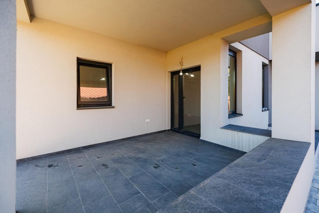 Duplex P+E în Moșnița Nouă, 3 dormitoare, 3 bai, teren 403 mp. Comision 0% - Poză 10