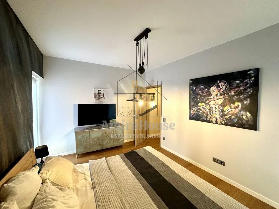 Apartament 3 camere in imobil tip vila, 79 mp, garaj, curte comuna, Gruia - Poză 8