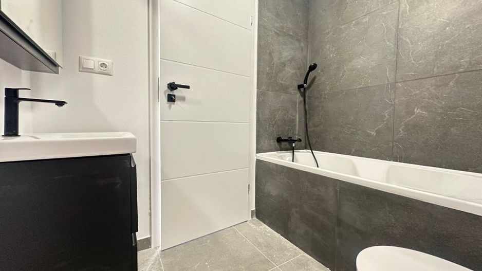 Apartament 4 camere, 3 bai, LIFT, Crt. Arhitectilor - Mandra - Poză 9