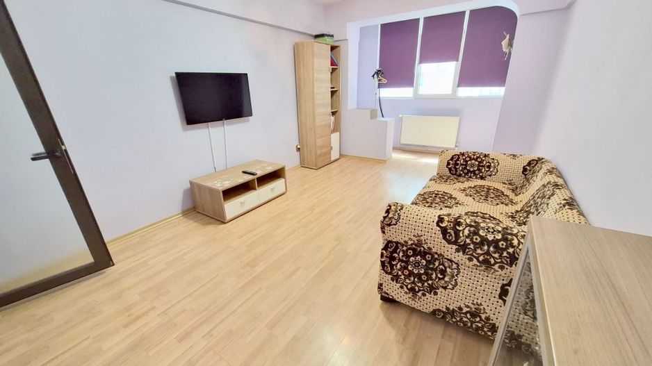 De inchiriat apartament cu 2 camere, Micro 17, parter, 400 euro - Poză 7