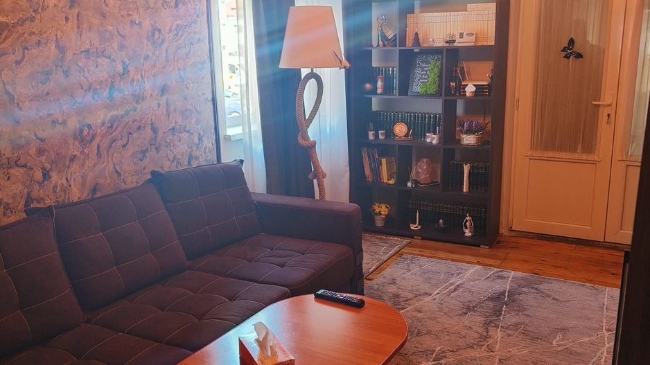 Casa singur in curte zona Astra - Poză 10