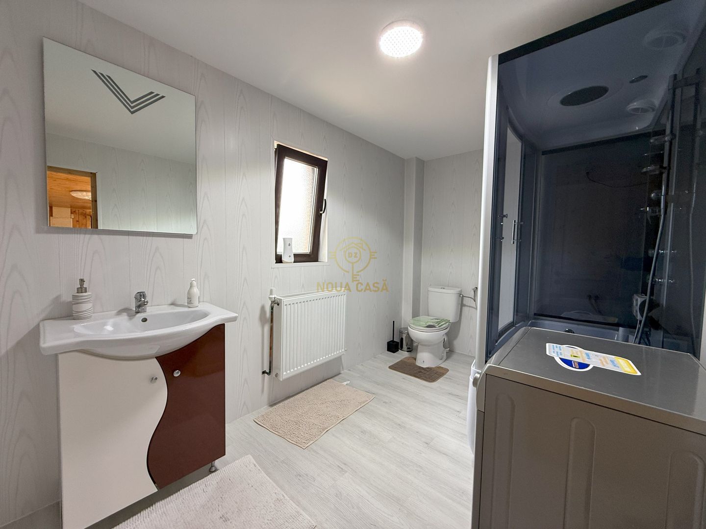 Vila de vanzare in APA-NORD  cu 2 Piscine/Zona de Relaxare/Acces lac - Poză 17