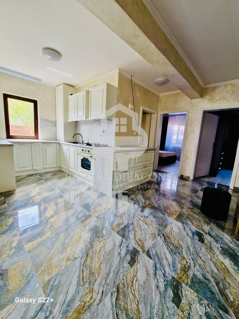 Casă spațioasă, mobilată și utilată în Năvodari Nord-Vest - Poză 9