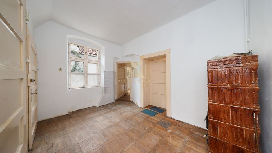 Locație rară în Brașov: ideal pentru regim hotelier sau business - Poză 14