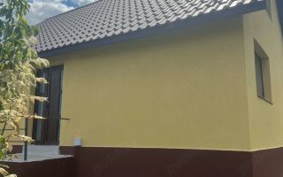 Casa de vânzare în Voinești, construcție din cărămidă termoizolantă - Poză 8
