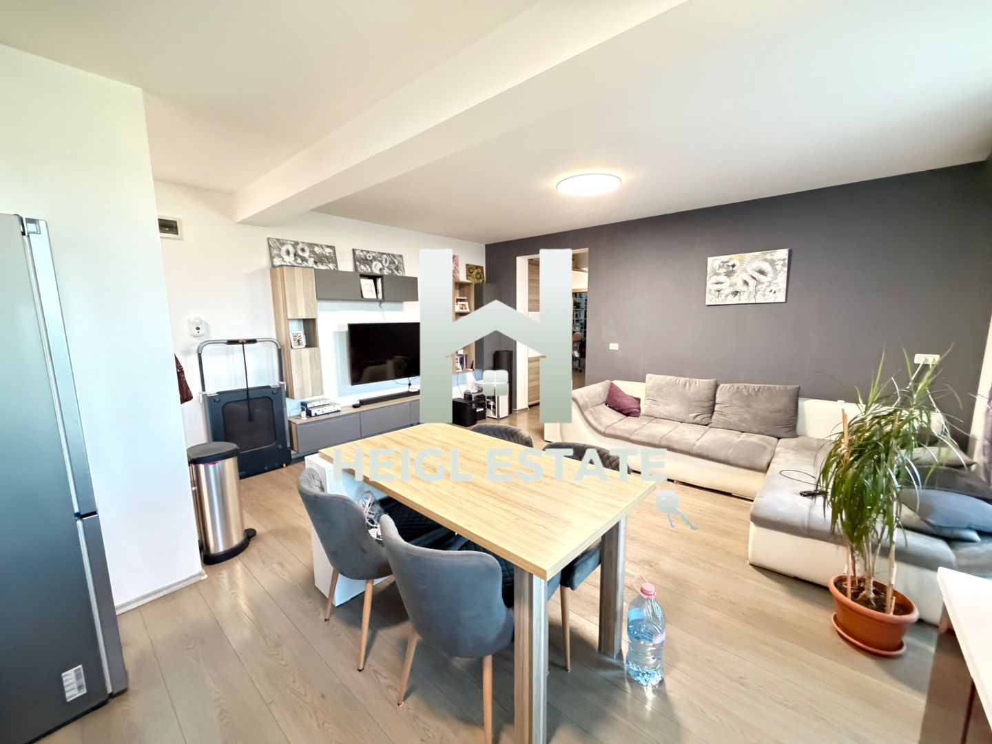Apartament cu 3 camere in Giroc in zona Eso - Poză 1