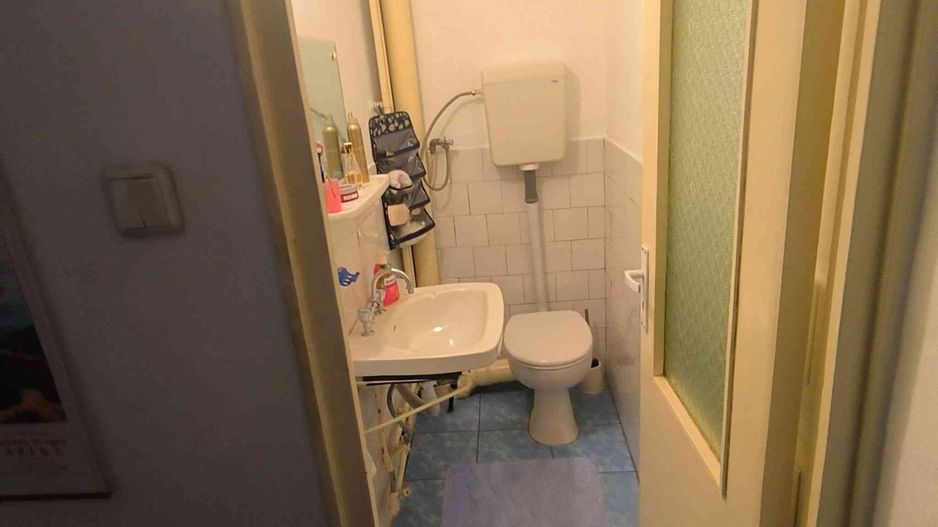 BRASADAS vinde ap 3 cam etaj 1/4 in Micro 16. - Poză 8