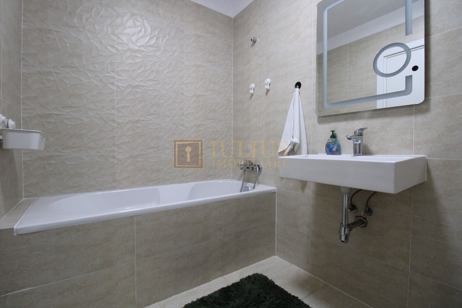 2 camere, TERASA 30 mp, loc de parcare inclus, Braytim/Girocului. - Poză 13