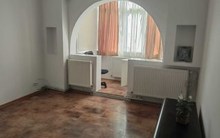 se da spre inchiriere apartament - Poză 1