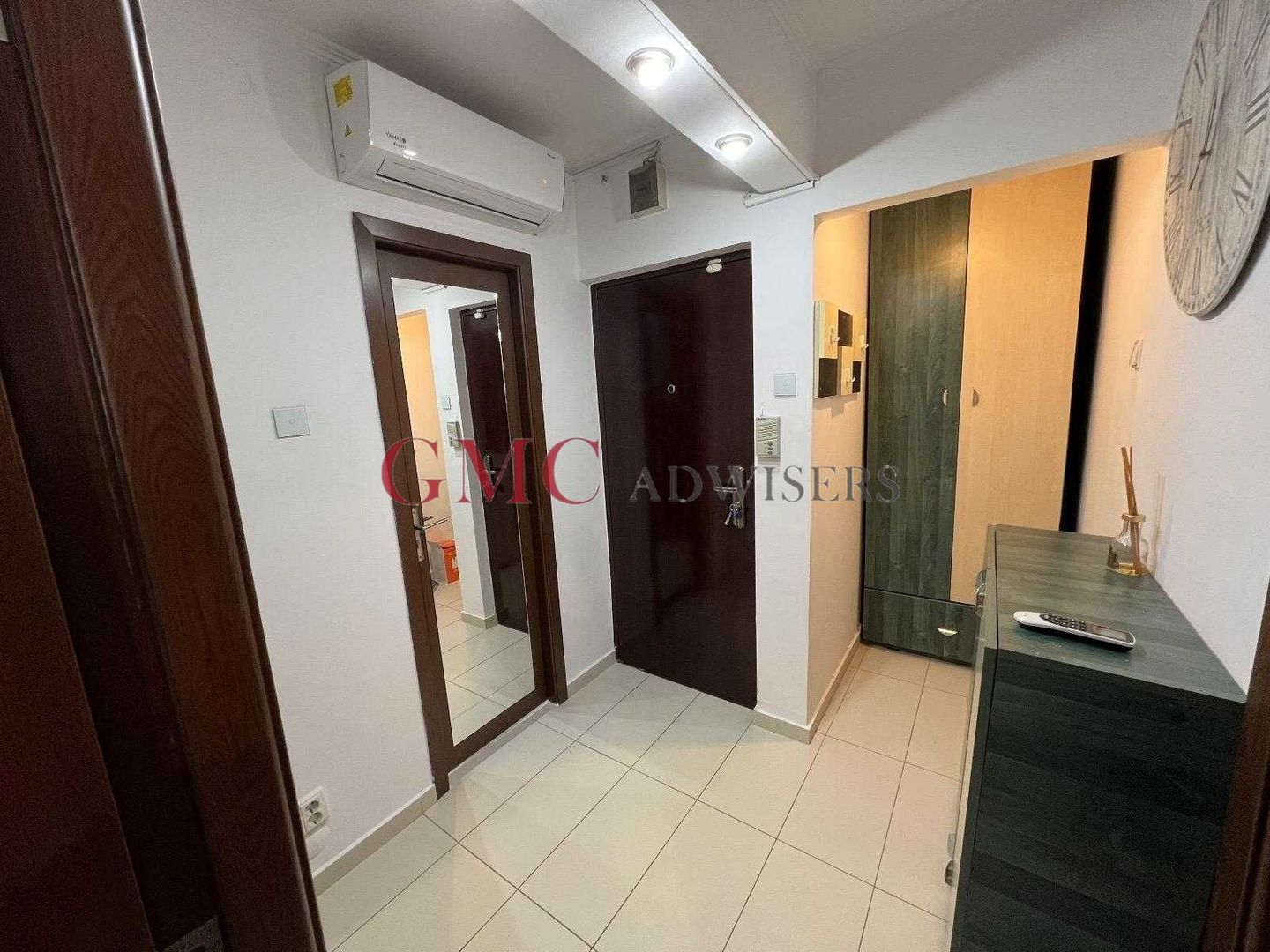 Apartament 2 camere (+ loc de parcare) Piata Resita - Poză 3