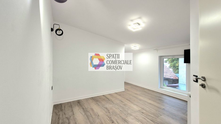 Spatiu de birouri la casă - 225 mp - Poză 16