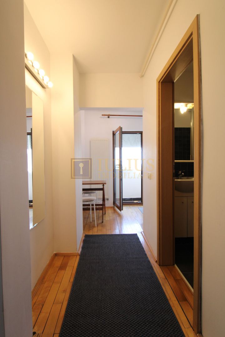 Corneliu Copusul, o camera, centrala proprie. - Poză 4