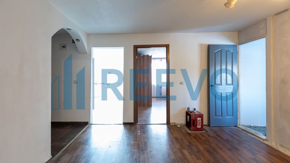 Proprietate cu casa si spatiu comercial+teren 4060 mp Bahna - Poză 28