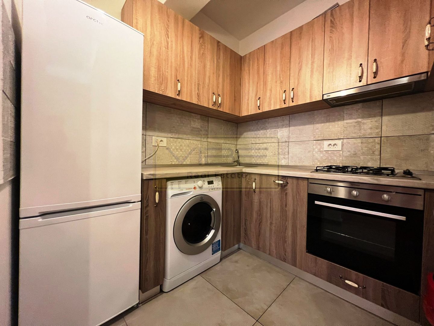 Apartament 2 camere + parcare Podul de fier - Restaurant Little Texas - Poză 13