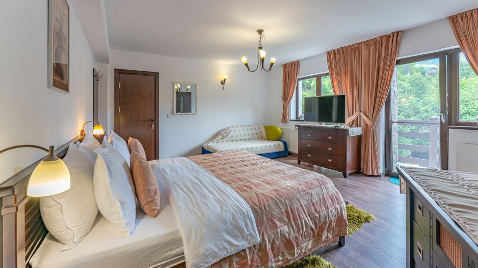 Pensiune de vânzare în Bran, cu rating 9.8 Booking și 4.9 Google - Poză 28