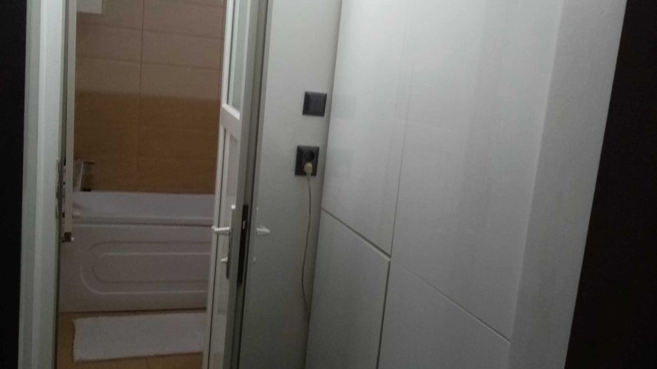 BRASADAS vinde ap 2 cam etaj 1/4 Micro14. - Poză 8