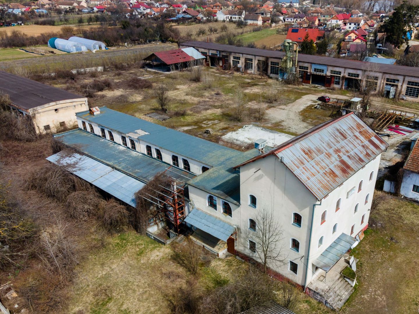 Oportunitate de investiție în Orașul Lipova - Poză 1